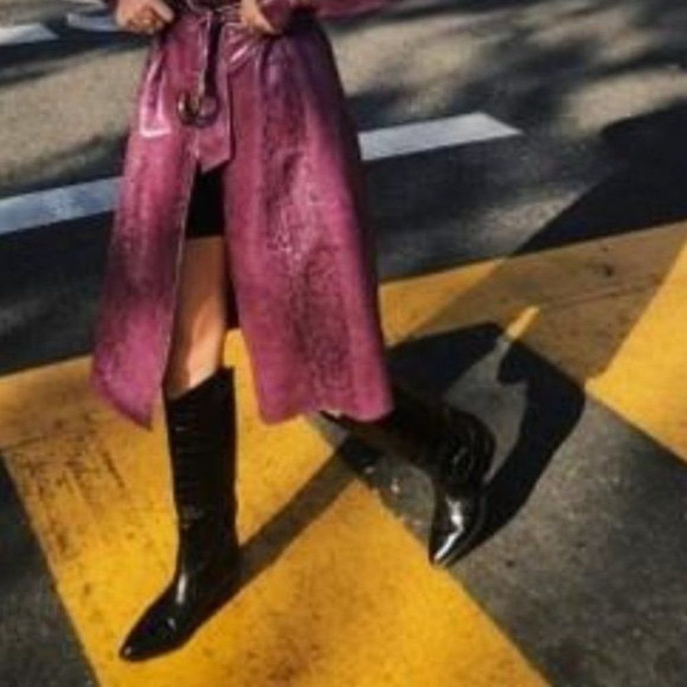 MARC FISHER Croc Embossed Leather Western Boot - Picture 10 of 10